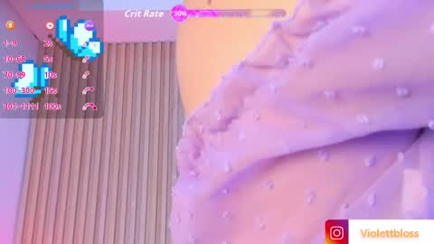 Snapshot of violettbloss chatting on 18, 9, 2025 Violeta online show from 18, 9, 2025