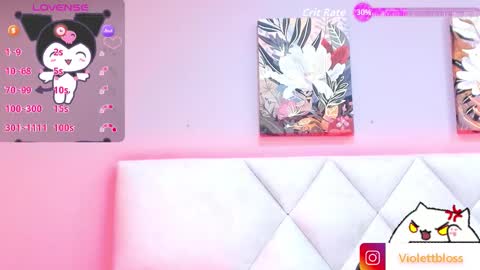 Snapshot of violettbloss chatting on 23, 9, 2025 Violeta online show from 23, 9, 2025