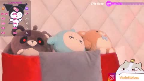 Snapshot of violettbloss chatting on 2, 10, 2025 Violeta online show from 2, 10, 2025