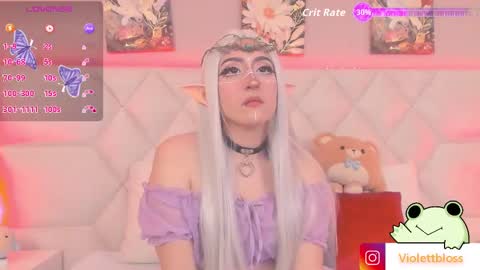 Snapshot of violettbloss chatting on 11, 10, 2025 Violeta online show from 11, 10, 2025