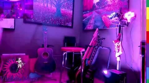 Violette online show from 3, 11, 2025