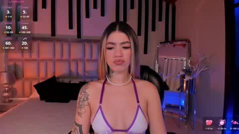 Violett  online show from 6, 3, 2026