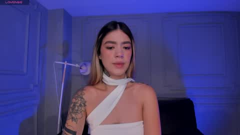 Violett  online show from 18, 4, 2026