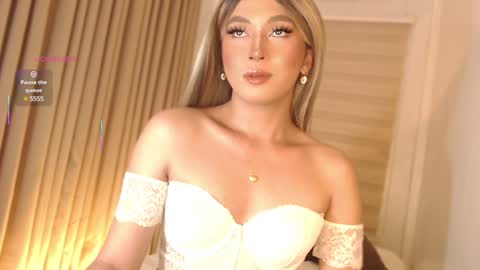 Best Of Both Worlds online show from 24, 1, 2025