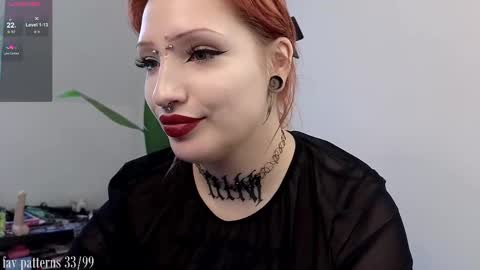 Snapshot of violetvio1ator chatting on 6, 3, 2025 Dommy mommy online show from 6, 3, 2025