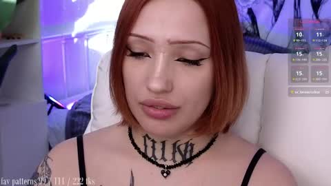 Snapshot of violetvio1ator chatting on 8, 5, 2026 Dommy mommy online show from 8, 5, 2026