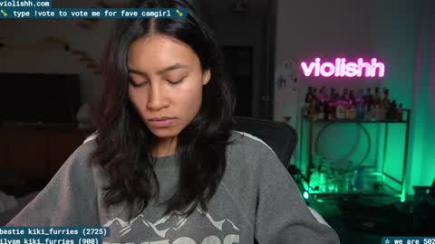 follow me on twitter violishh and ig violishh  online show from 13, 1, 2025