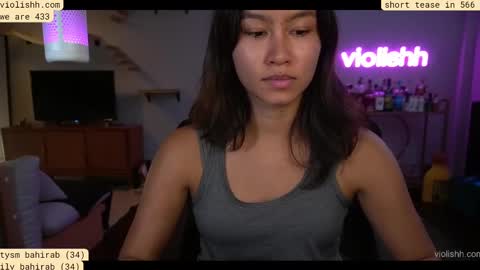 follow me on twitter violishh and ig violishh  online show from 18, 9, 2025