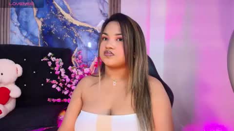 viollet_jhonson online show from 25, 9, 2025