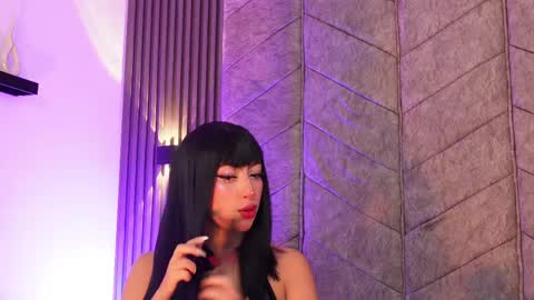 viollettebylyly online show from 14, 4, 2026