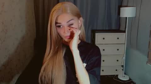 Pearl online show from 4, 12, 2025