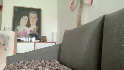Snapshot of virgile93100 chatting on 15, 10, 2025 virgile93100 online show from 15, 10, 2025