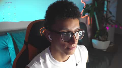 VITO BENZ online show from 11, 10, 2025