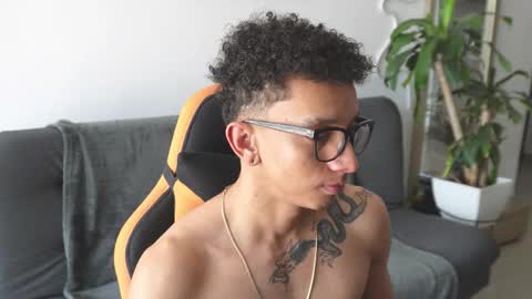 VITO BENZ online show from 29, 11, 2025