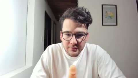 Vito Ferrer online show from 27, 10, 2025