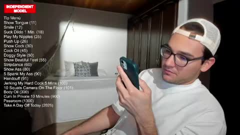 Vito Ferrer online show from 21, 4, 2026