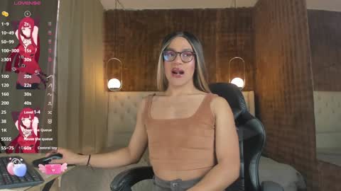 Snapshot of vitta_alfayed chatting on 19, 12, 2024 VittaaaPlease help me with your thumbs up its important online show from 19, 12, 2024
