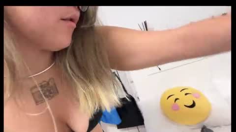 viva_lovee online show from 1, 7, 2026