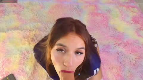 Snapshot of vivi_luv chatting on 10, 3, 2025 Vivi online show from 10, 3, 2025