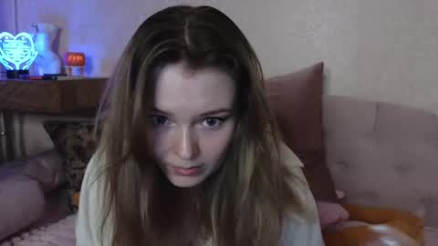 vivian_alison online show from 18, 4, 2026