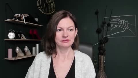 Vivian online show from 20, 10, 2025