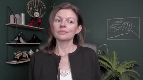 Vivian online show from 12, 11, 2025