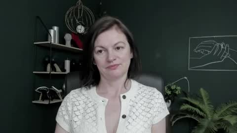 Snapshot of vivian_dream chatting on 22, 5, 2026 Vivian online show from 22, 5, 2026