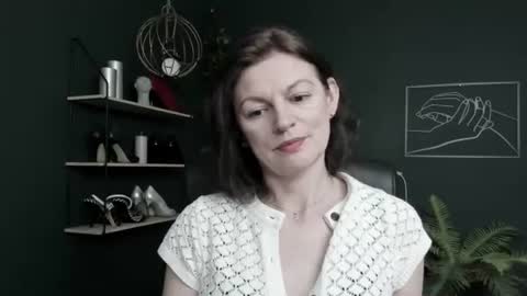 Snapshot of vivian_dream chatting on 10, 6, 2026 Vivian online show from 10, 6, 2026