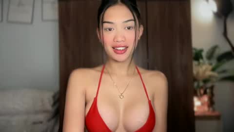 Vivian online show from 10, 7, 2026