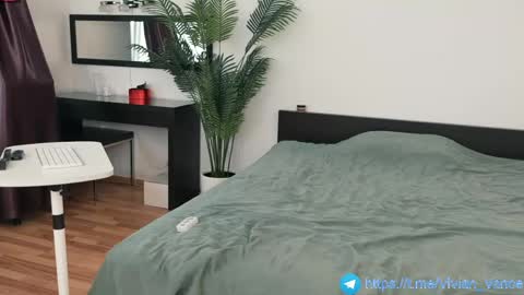 Vivian Vance online show from 16, 4, 2026