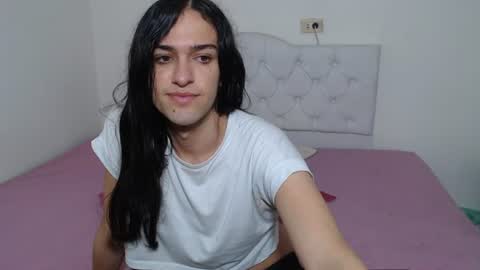 Snapshot of vivianalatin chatting on 24, 6, 2026 instagram Viviana73215 online show from 24, 6, 2026