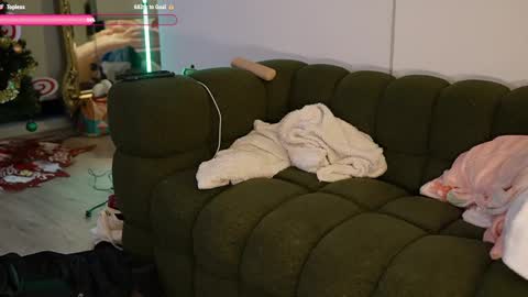 Vivi online show from 5, 1, 2025