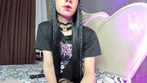 Vivian online show from 18, 2, 2025