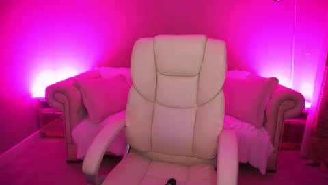 Vivien online show from 21, 10, 2025