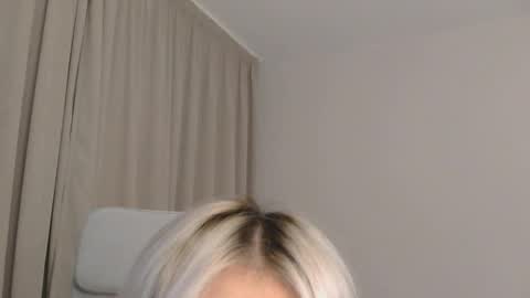 vivianwinters online show from 16, 11, 2025