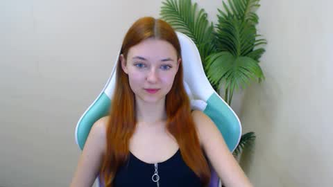 Snapshot of vivien_leight chatting on 11, 1, 2025 Vivien online show from 11, 1, 2025