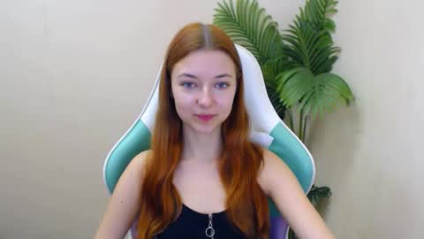 Snapshot of vivien_leight chatting on 21, 1, 2025 Vivien online show from 21, 1, 2025