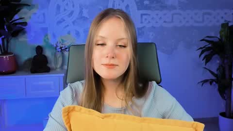 Vivien online show from 1, 3, 2025