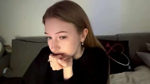 Snapshot of viviennewanko chatting on 20, 4, 2026 Kristy online show from 20, 4, 2026