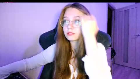 vivivivikkie online show from 10, 7, 2026