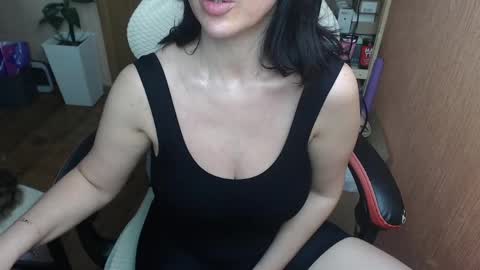 Snapshot of vivo244 chatting on 19, 5, 2026 Eva online show from 19, 5, 2026