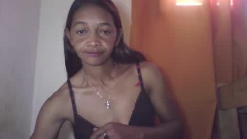 Snapshot of vixen_lina chatting on 7, 4, 2026 vixen_lina online show from 7, 4, 2026