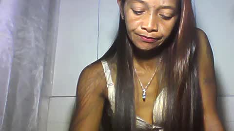 Snapshot of vixen_lina chatting on 28, 6, 2026 vixen_lina online show from 28, 6, 2026