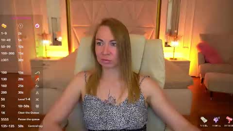 Snapshot of vixenmuse chatting on 11, 6, 2026 Ur Lady online show from 11, 6, 2026