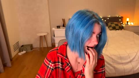 Snapshot of vixenp chatting on 10, 12, 2024 Polly Online mostly at 9pm-2am UK Time online show from 10, 12, 2024