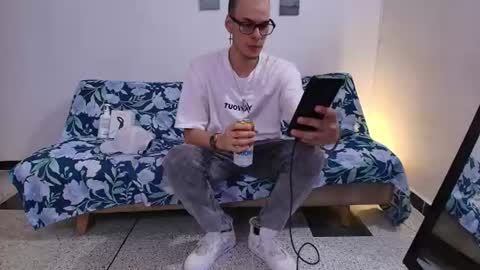 Snapshot of vlad__night chatting on 25, 7, 2026 Vlad online show from 25, 7, 2026