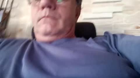 Snapshot of vlami69 chatting on 10, 5, 2026 vlami69 online show from 10, 5, 2026