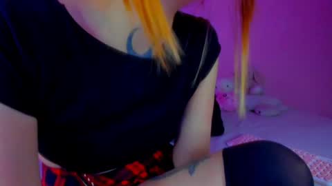 Snapshot of void_smokin chatting on 11, 4, 2026 Gabriela online show from 11, 4, 2026