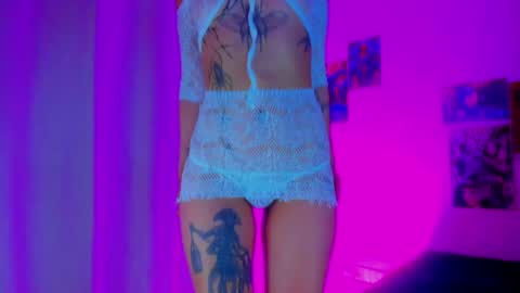 Snapshot of void_smokin chatting on 9, 5, 2026 Gabriela online show from 9, 5, 2026