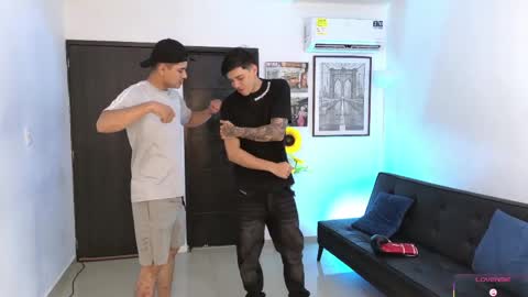 voyeurism_guys online show from 11, 4, 2026